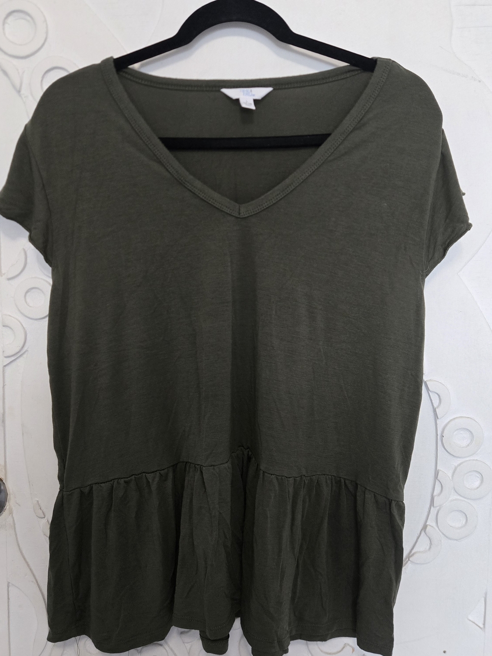 Time and Tru Olive Green V-Neck Peplum Tunic